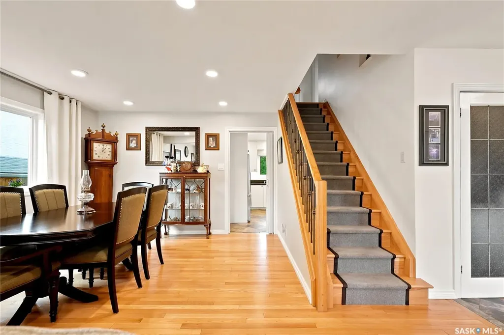 306 Nokomis Place Saskatoon SK S7K 5E2
