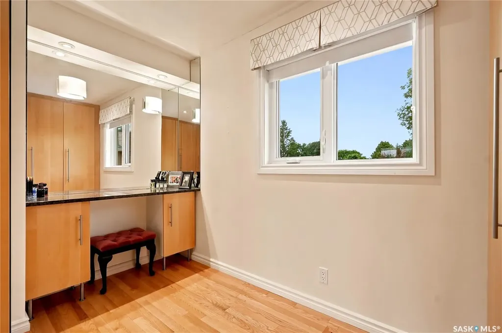 306 Nokomis Place Saskatoon SK S7K 5E2