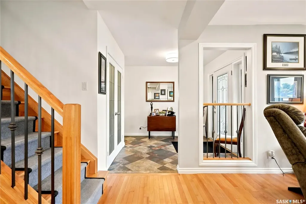 306 Nokomis Place Saskatoon SK S7K 5E2