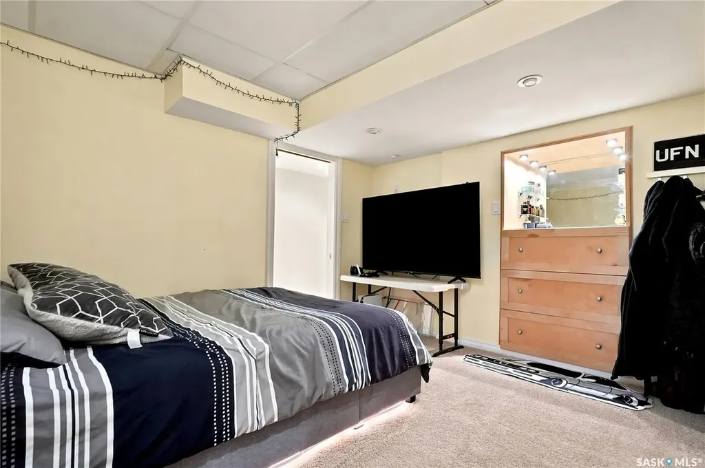 306 Nokomis Place Saskatoon SK S7K 5E2