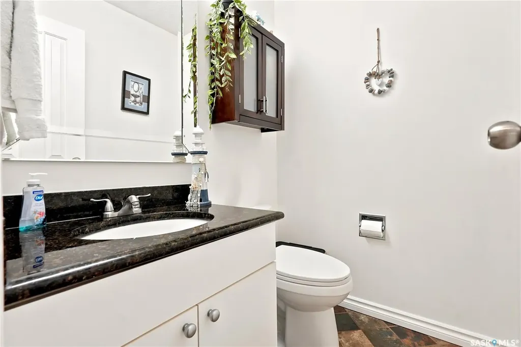 306 Nokomis Place Saskatoon SK S7K 5E2