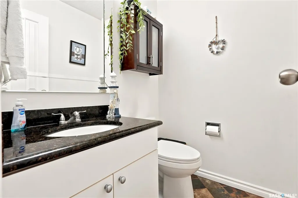 306 Nokomis Place Saskatoon SK S7K 5E2