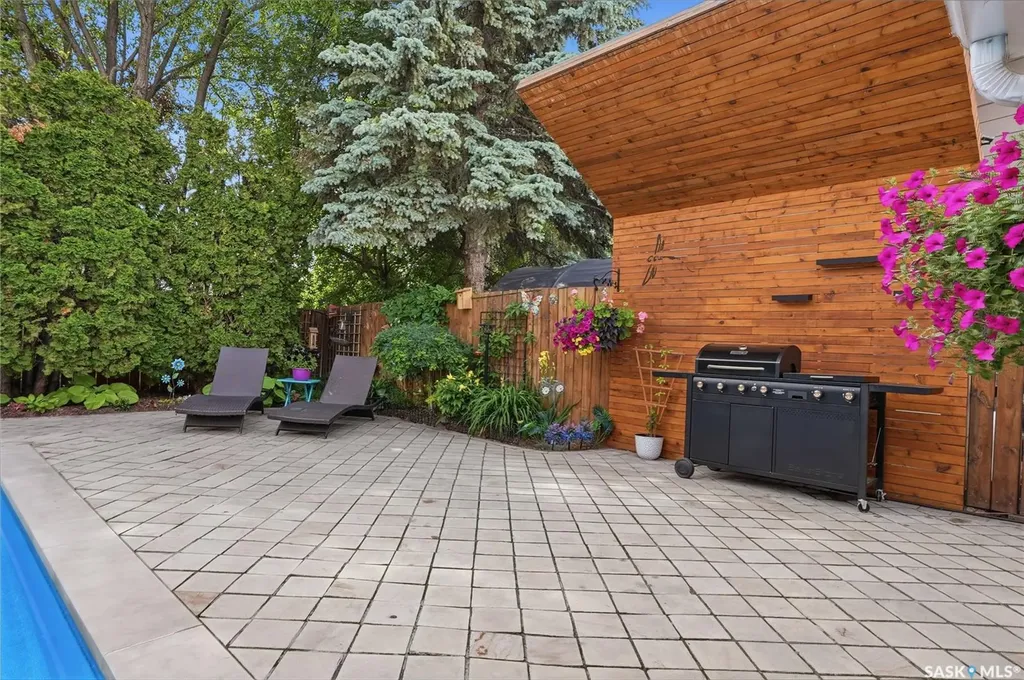 306 Nokomis Place Saskatoon SK S7K 5E2