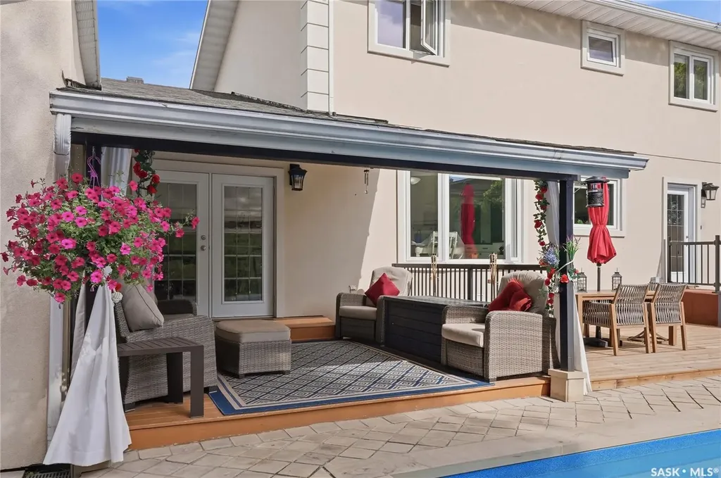 306 Nokomis Place Saskatoon SK S7K 5E2