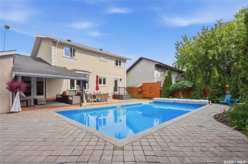 306 Nokomis Place Saskatoon SK S7K 5E2