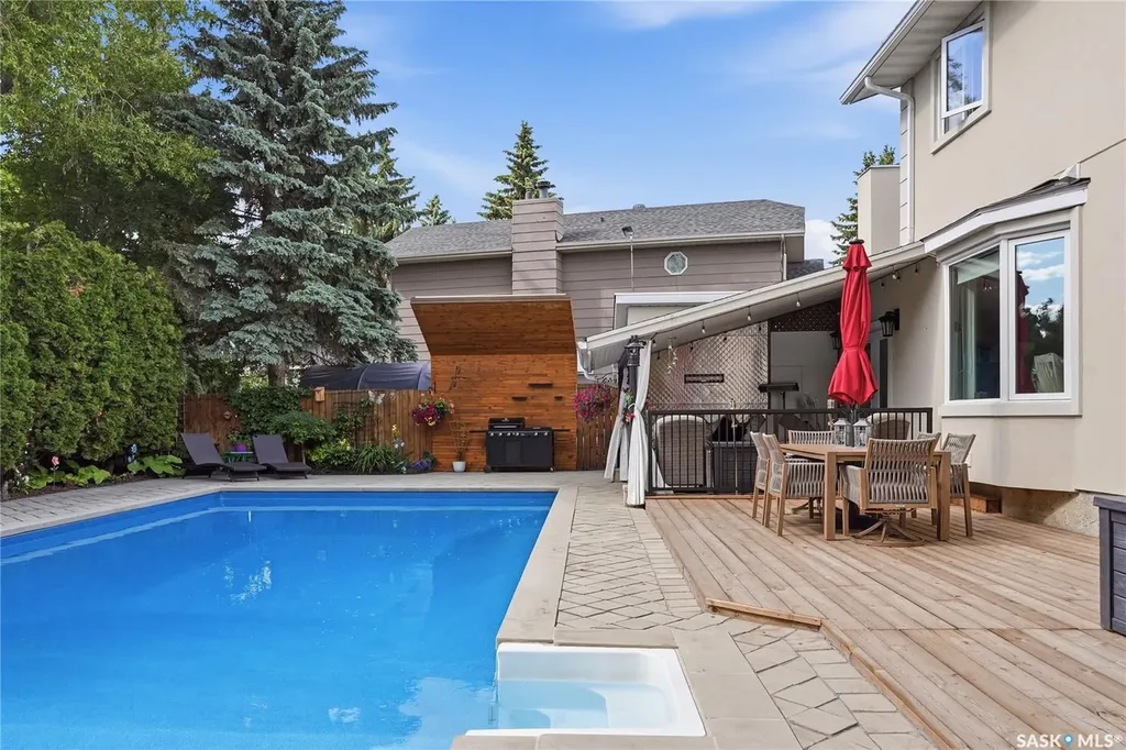 306 Nokomis Place Saskatoon SK S7K 5E2