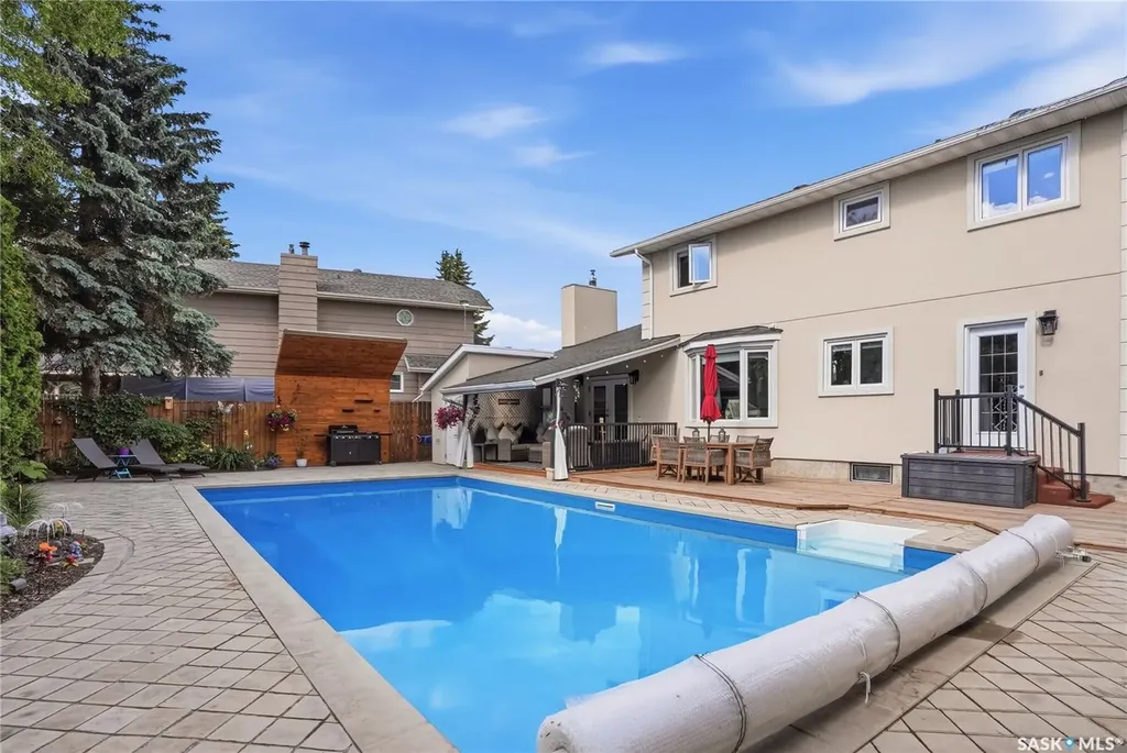 306 Nokomis Place Saskatoon SK S7K 5E2