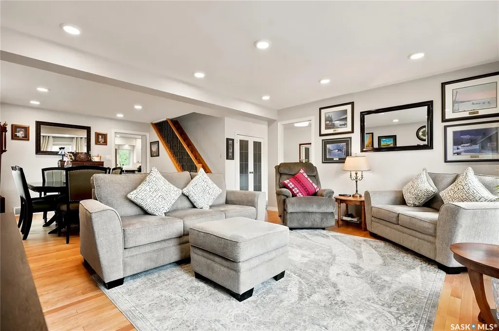 306 Nokomis Place Saskatoon SK S7K 5E2