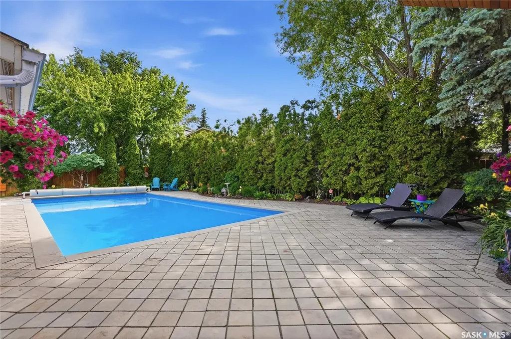 306 Nokomis Place Saskatoon SK S7K 5E2