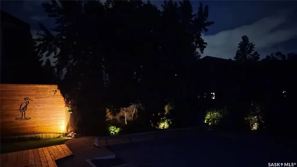 306 Nokomis Place Saskatoon SK S7K 5E2