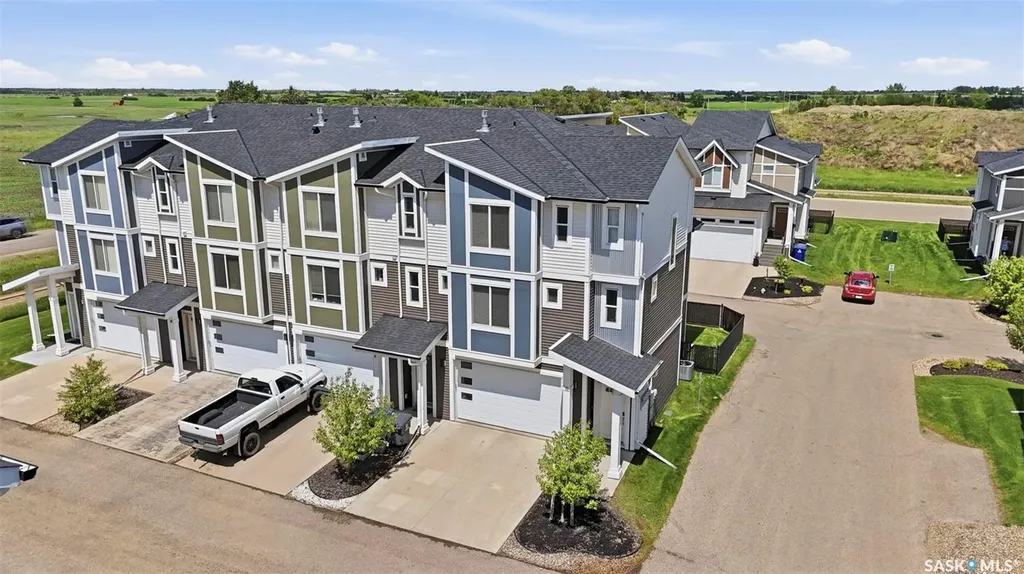 600 Maple Crescent Warman SK S0K 4S1