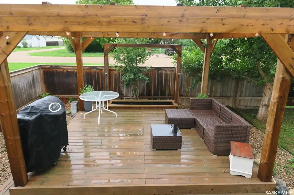 4 Saskatchewan Avenue Tuxford SK S0H 4C0