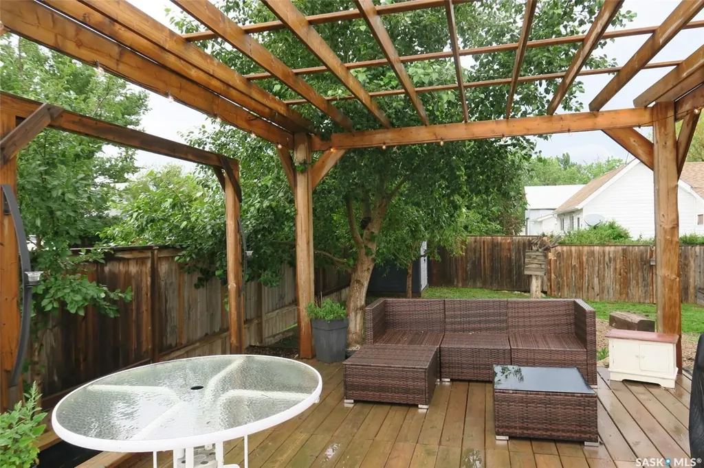 4 Saskatchewan Avenue Tuxford SK S0H 4C0