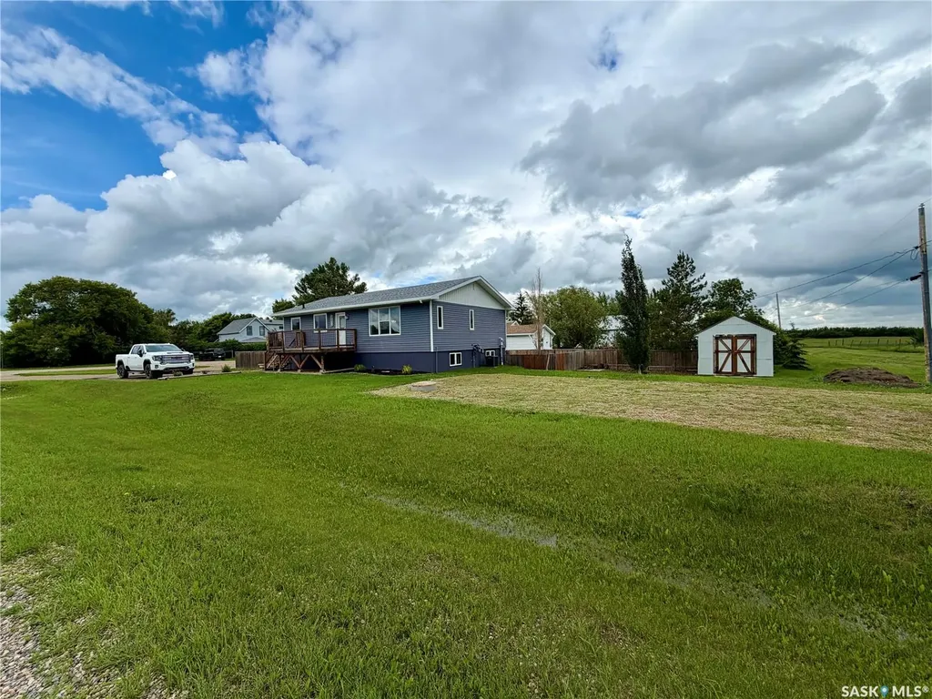 4 Saskatchewan Avenue Tuxford SK S0H 4C0