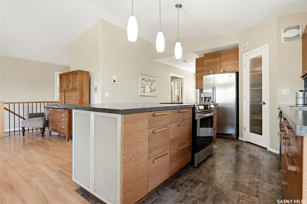 226 Daly Avenue Regina Beach SK S0G 4C0