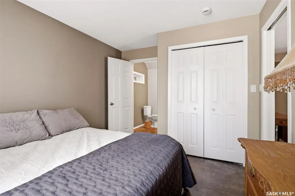 226 Daly Avenue Regina Beach SK S0G 4C0