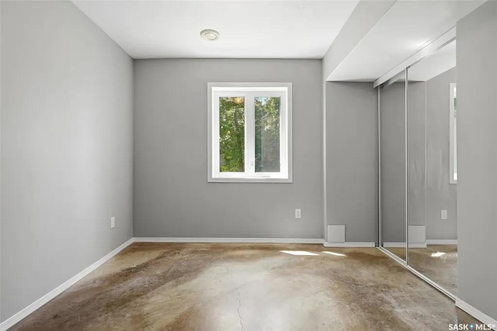 226 Daly Avenue Regina Beach SK S0G 4C0