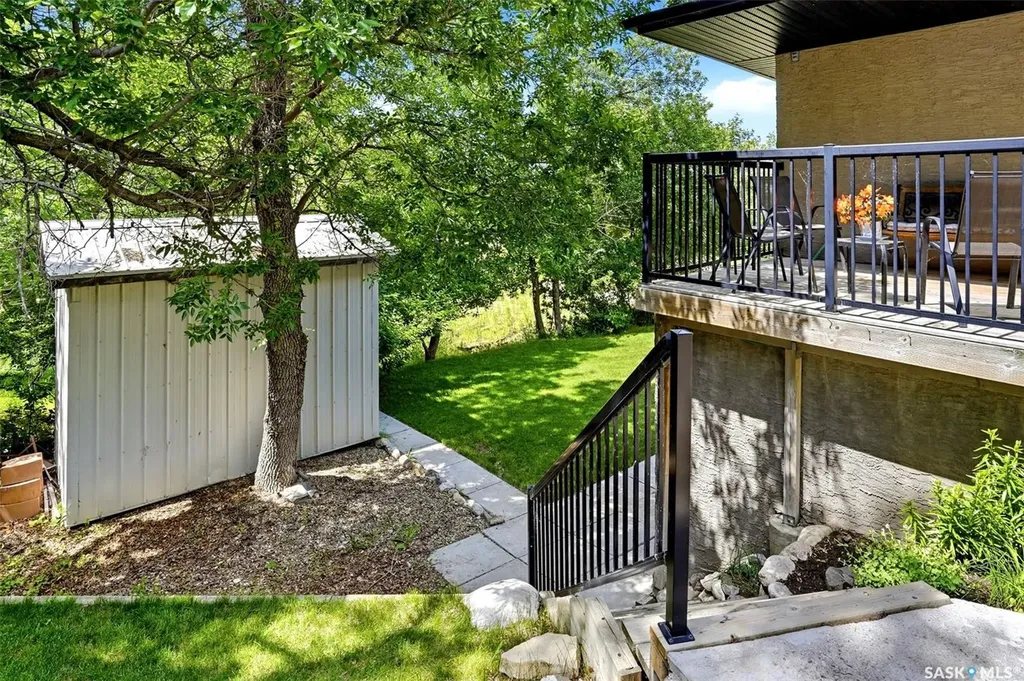 226 Daly Avenue Regina Beach SK S0G 4C0