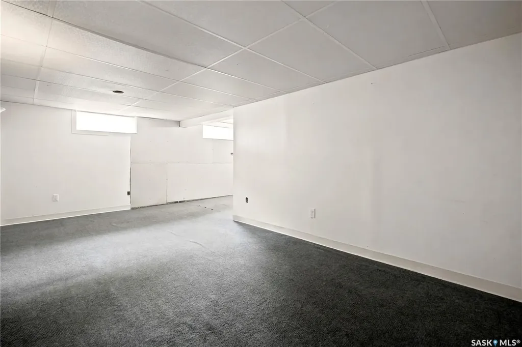 2509 Lacon Street Regina SK S4N 2A2