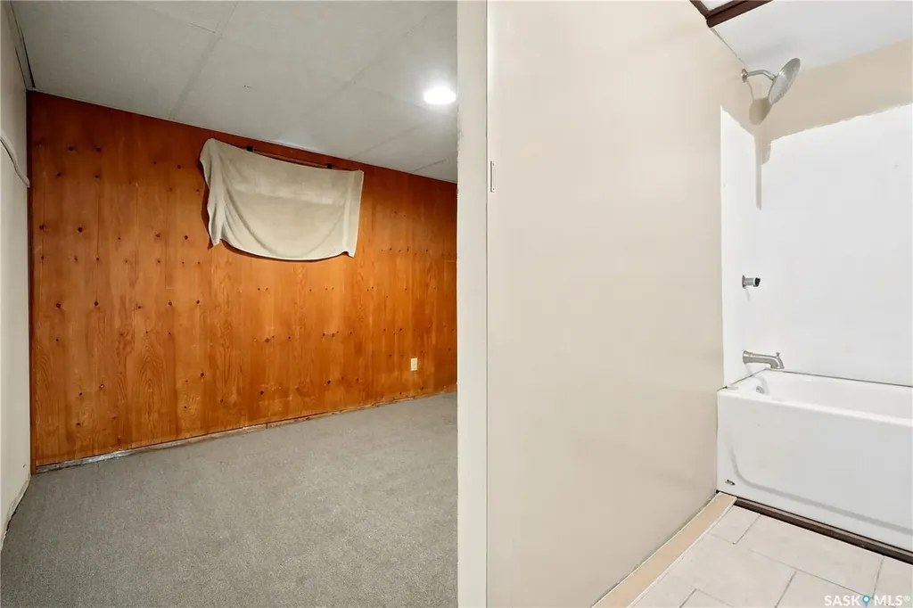 2509 Lacon Street Regina SK S4N 2A2