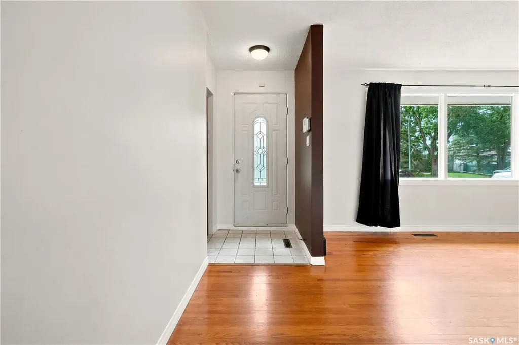 2509 Lacon Street Regina SK S4N 2A2