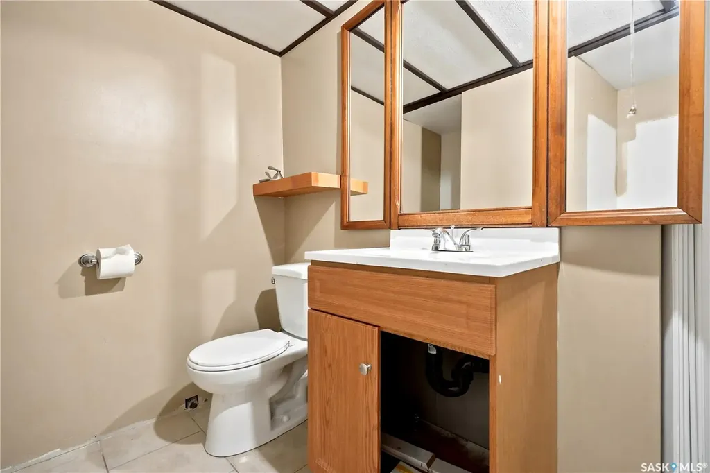 2509 Lacon Street Regina SK S4N 2A2