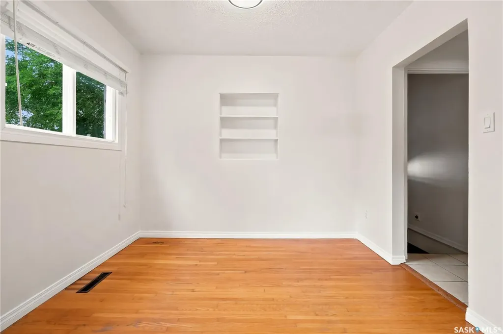 2509 Lacon Street Regina SK S4N 2A2