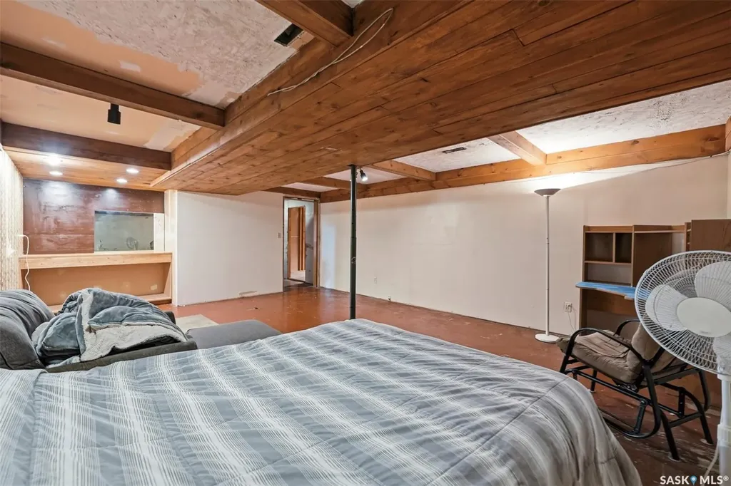 29 Macdowall Crescent Prince Albert SK S6V 6N2