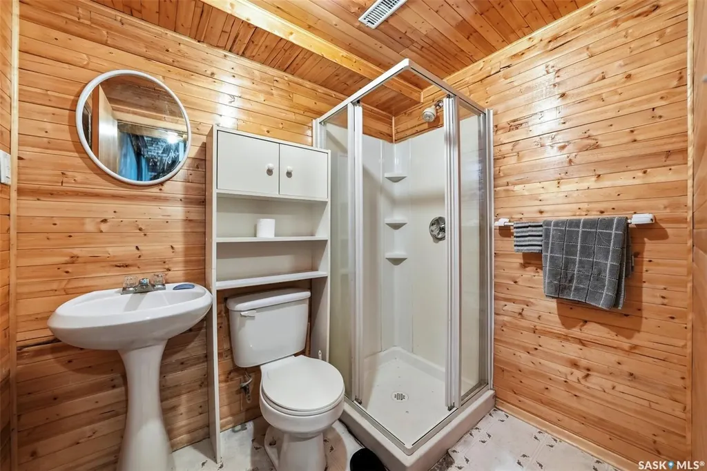 29 Macdowall Crescent Prince Albert SK S6V 6N2