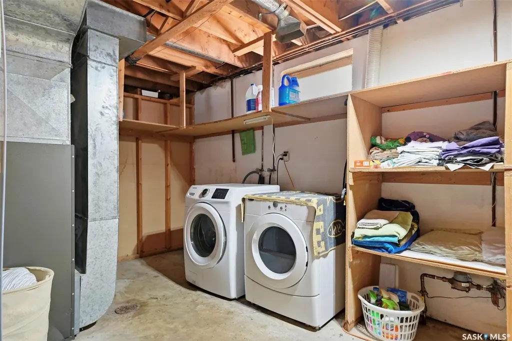 29 Macdowall Crescent Prince Albert SK S6V 6N2
