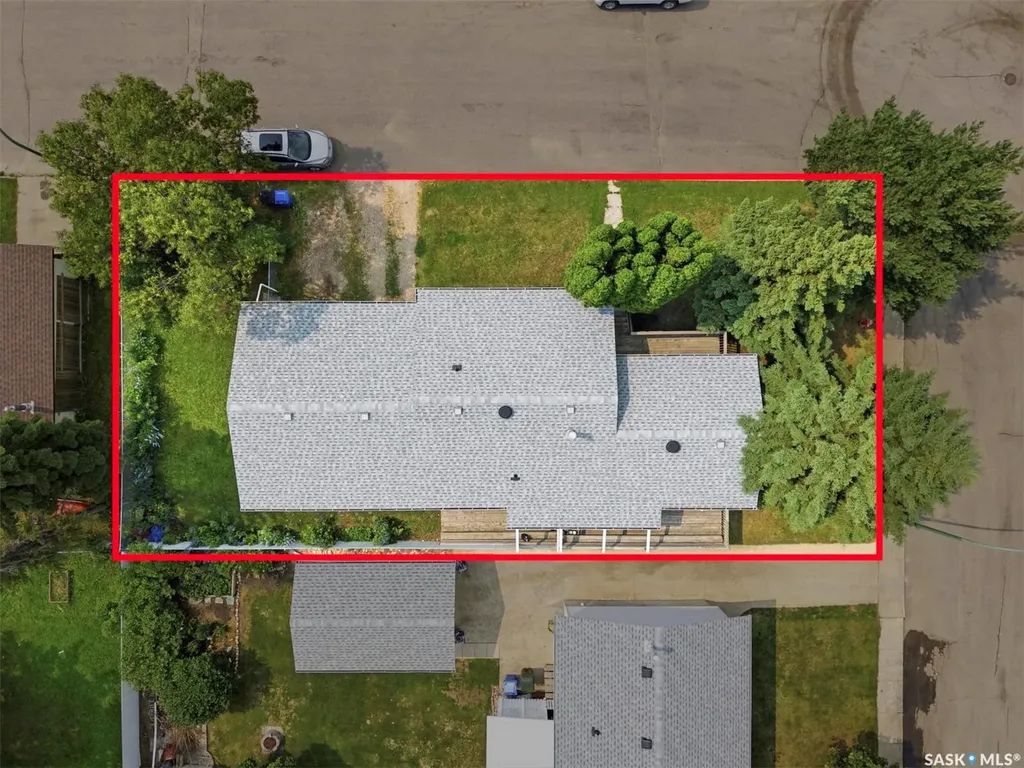 29 Macdowall Crescent Prince Albert SK S6V 6N2
