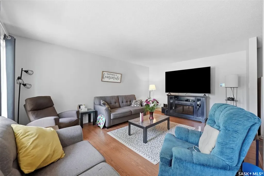 29 Macdowall Crescent Prince Albert SK S6V 6N2
