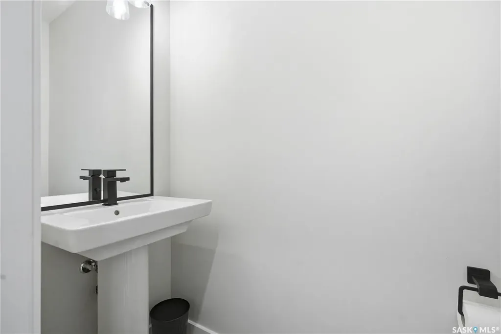 246 Prasad Manor Saskatoon SK S7V 1L4