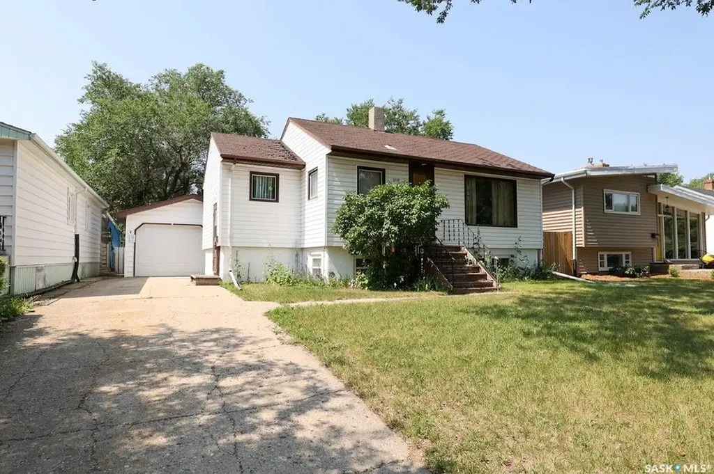 2730 Argyle Street Regina SK S4S 0K6