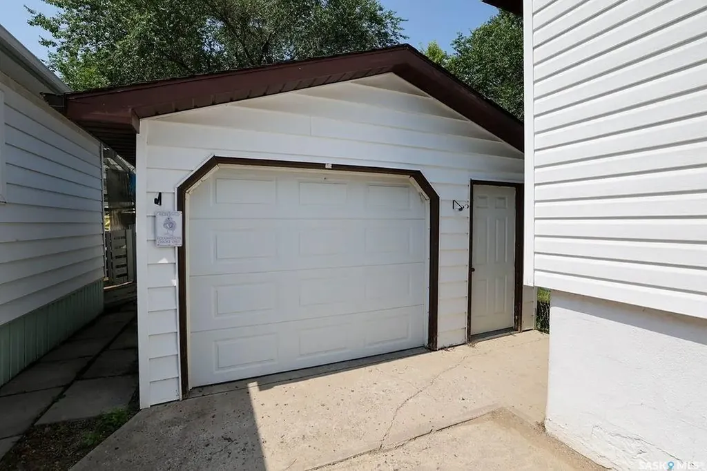 2730 Argyle Street Regina SK S4S 0K6