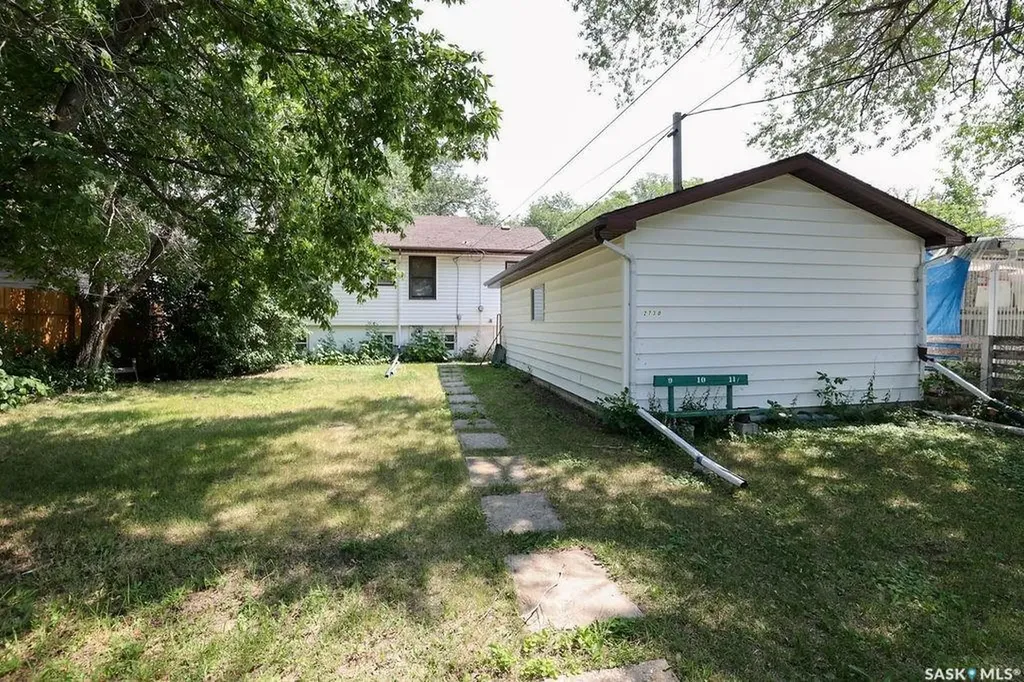 2730 Argyle Street Regina SK S4S 0K6