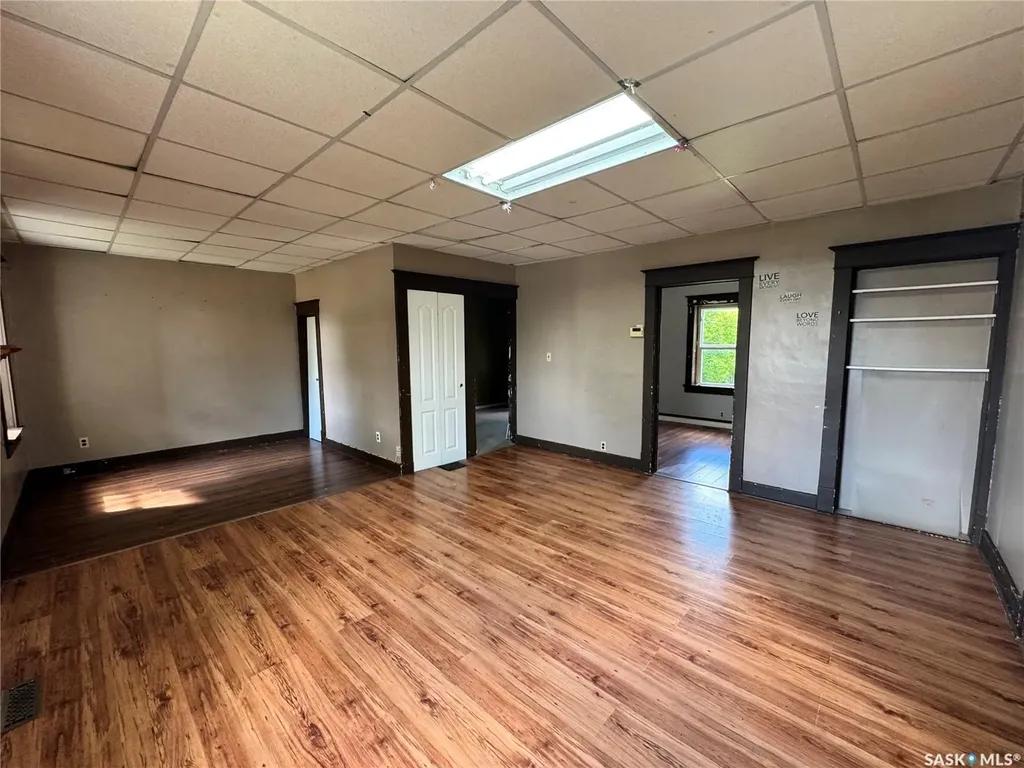303 4th Avenue W Biggar SK S0K 0M0