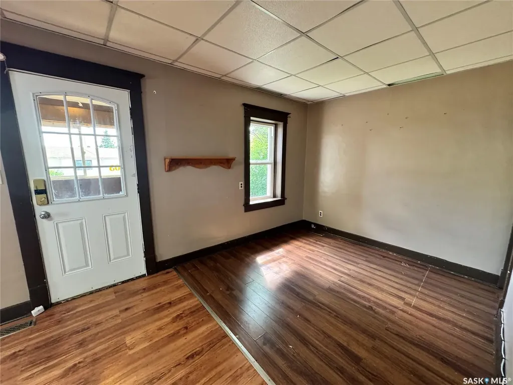303 4th Avenue W Biggar SK S0K 0M0