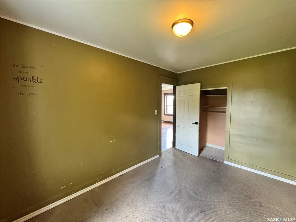 303 4th Avenue W Biggar SK S0K 0M0