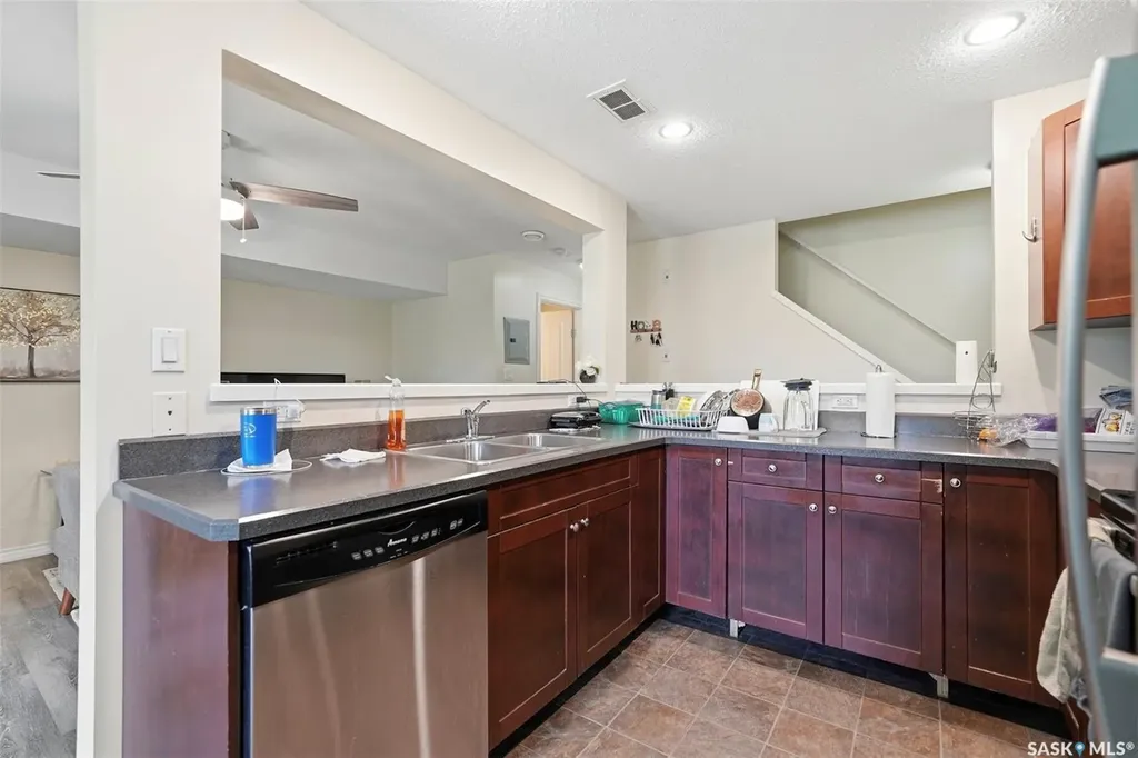 515 28th Street E Prince Albert SK S6V 1X8