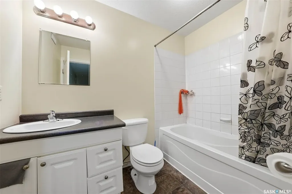 515 28th Street E Prince Albert SK S6V 1X8