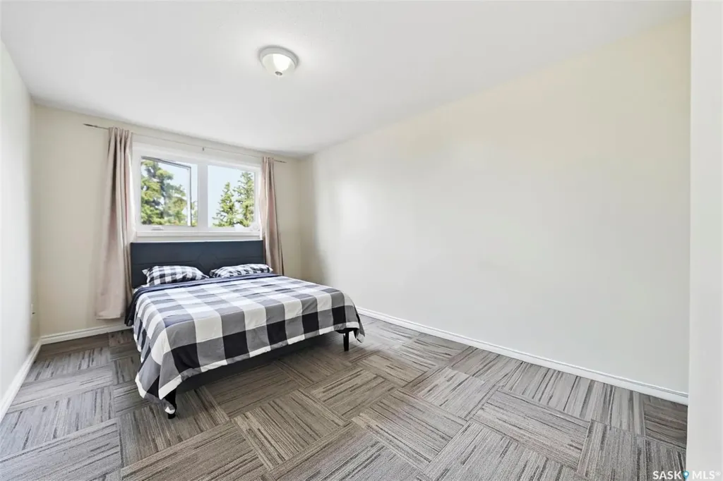 515 28th Street E Prince Albert SK S6V 1X8