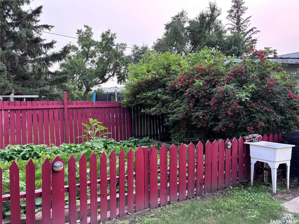 220 4th Street Dalmeny SK S0K 1E0