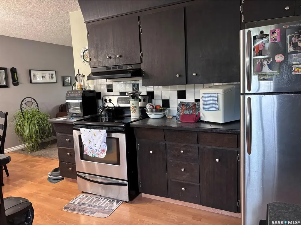 220 4th Street Dalmeny SK S0K 1E0