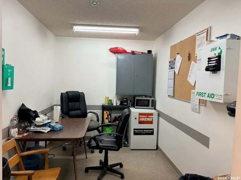500 12th Avenue E Kindersley SK S0L 1S0