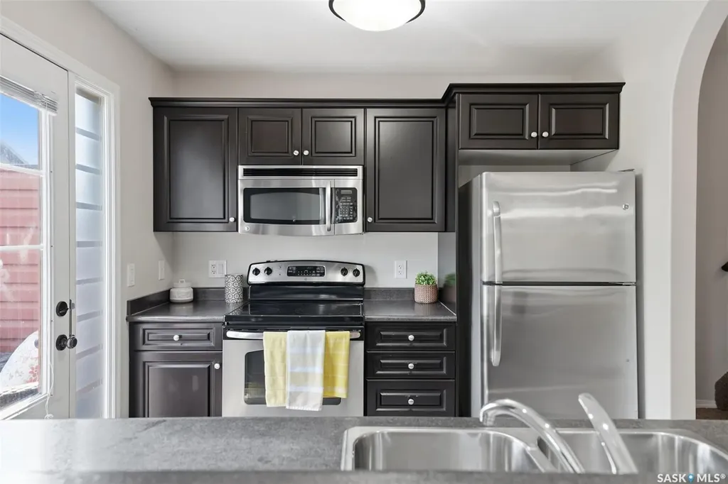 150 Langlois Way Saskatoon SK S7T 0L3
