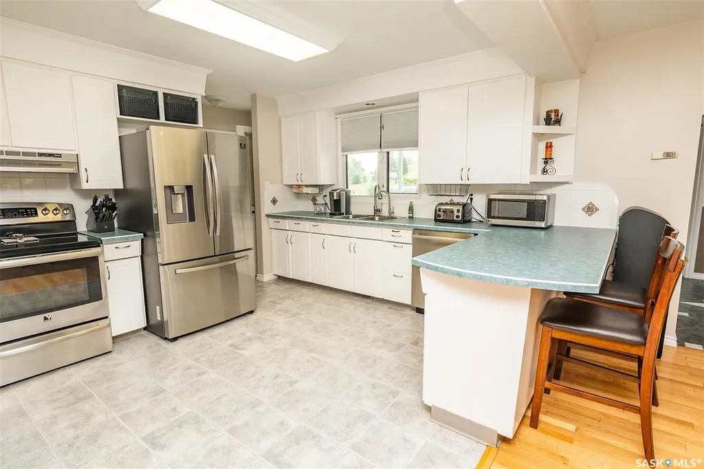302 7th Street E Wynyard SK S0A 4T0