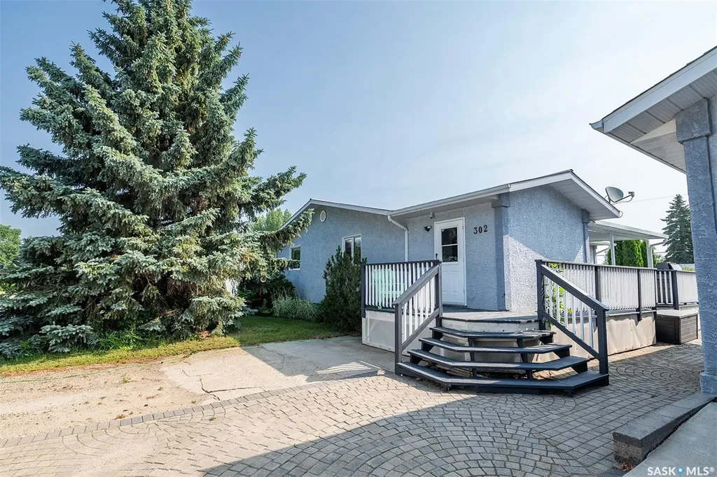 302 7th Street E Wynyard SK S0A 4T0