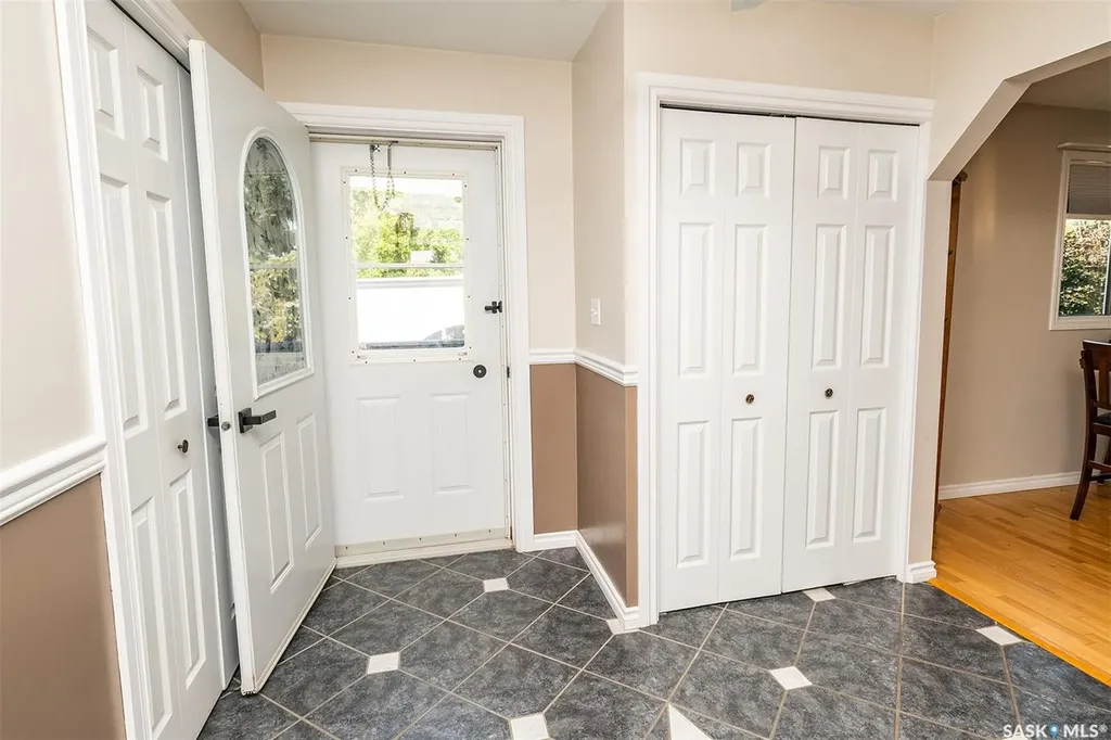 302 7th Street E Wynyard SK S0A 4T0