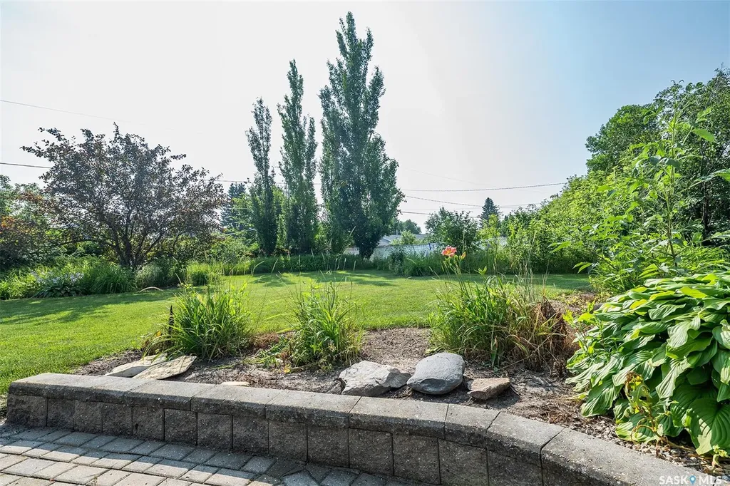 302 7th Street E Wynyard SK S0A 4T0